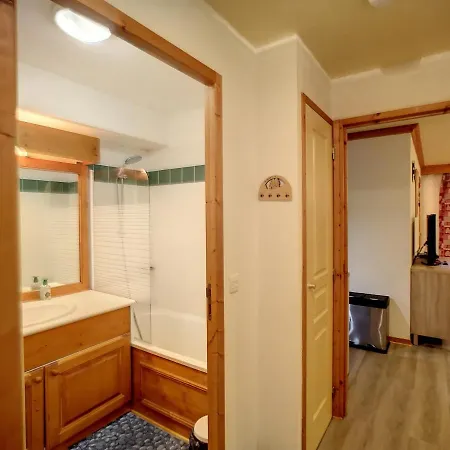 Apartamento 3 Pieces Pour 6 Pers Aux Menuires, Acces Direct Aux Pistes - Fr-1-178-166